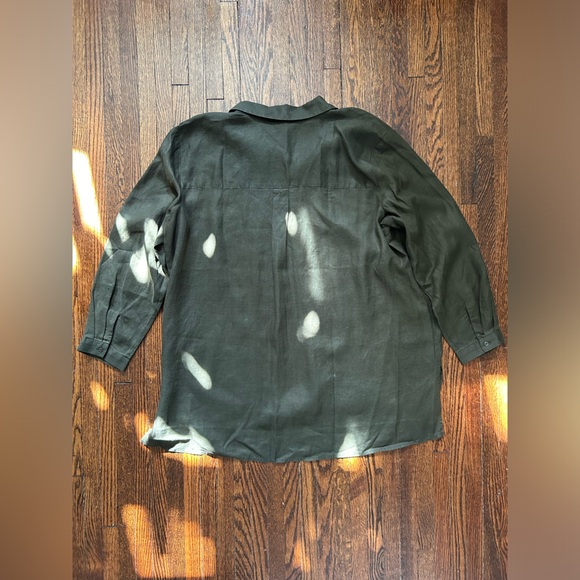 Eileen Fisher Handkerchief Linen Classic Collared Shirt - Picture 6 of 16